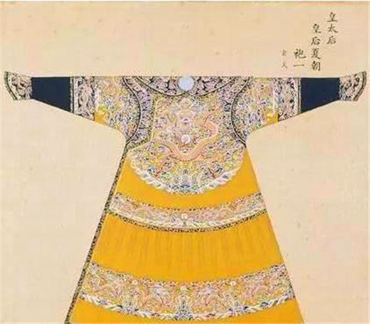 原来清朝皇后服饰都是这样的？揭皇后的朝服是由什么组成的？