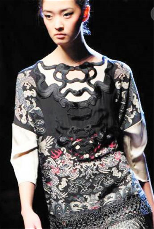 中国传统图案与现代服装设计
